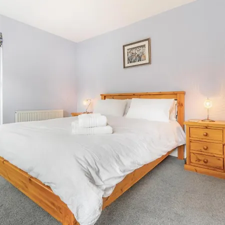 3 Bed In Oc-lr066 度假居 *